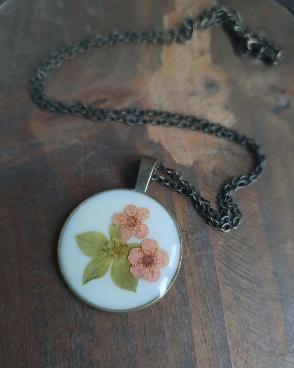 Antique Bloom
